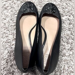 Tory Burch pre- loved black shoes size 7.5 black